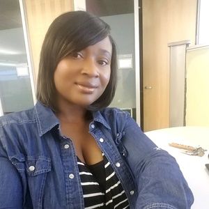 Meet your Posher, Yvette